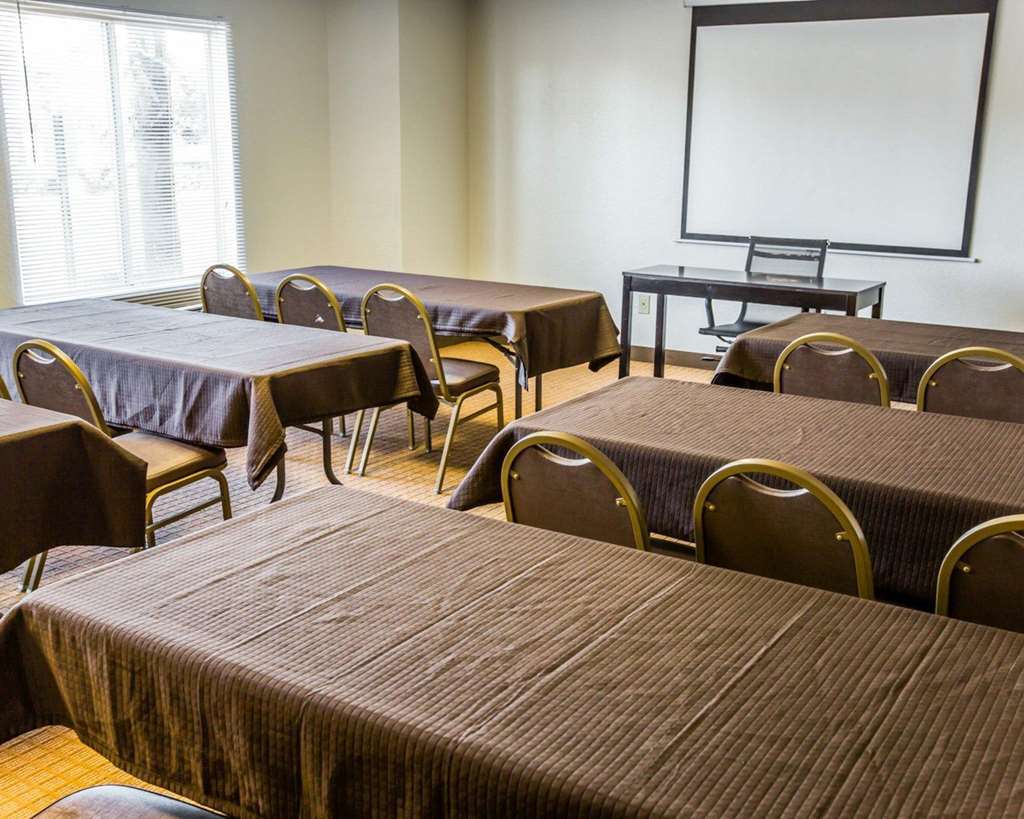 Sleep Inn Near Outlets Socastee Зручності фото